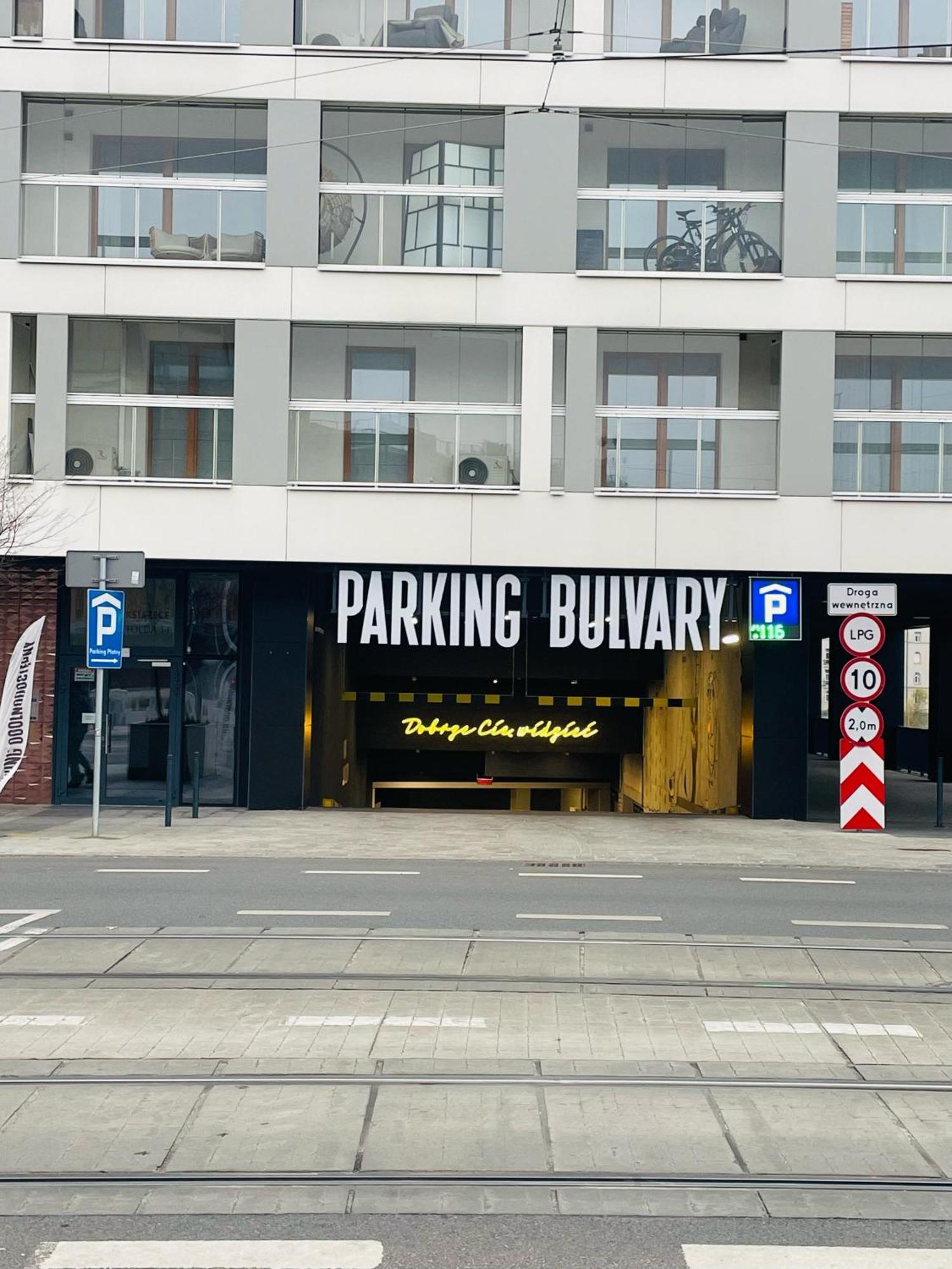 Q19 Apartments Rynek Wrocław Exterior foto